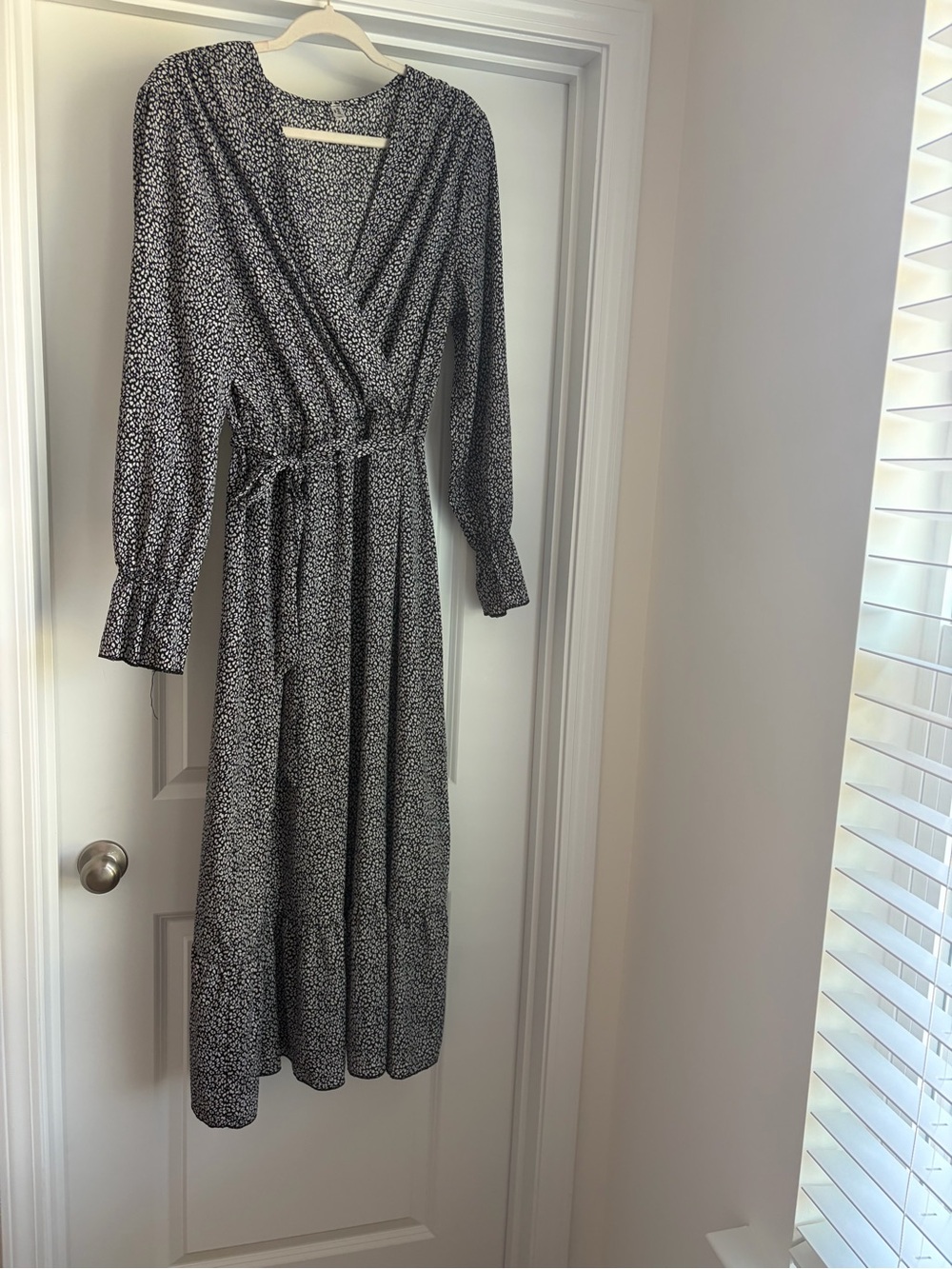 ePretty Black and White Long Sleeve Wrap Maxi Dress